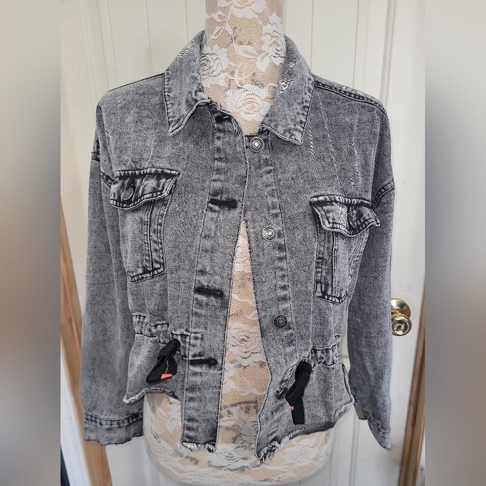ASHLEY- VINTAGE CHARM CROPED JACKET